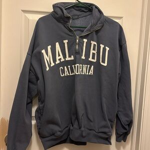 Brandy Melville/John Galt malibu quarter zip